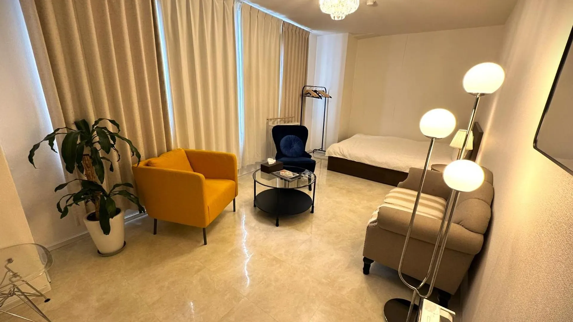 Elena Premium Namba Stay location